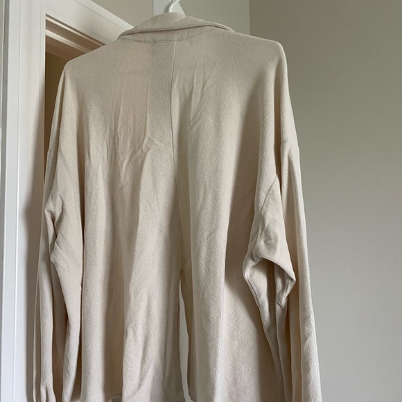 Djerf Avenue Terry on the Go shirt - Picture 3 of 4